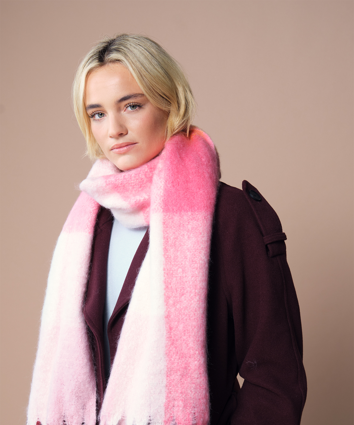 Fluffy Check Scarf