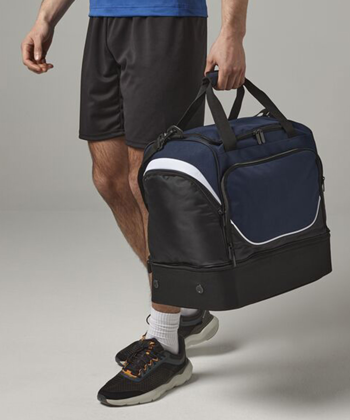 Pro Team Hardbase Holdall